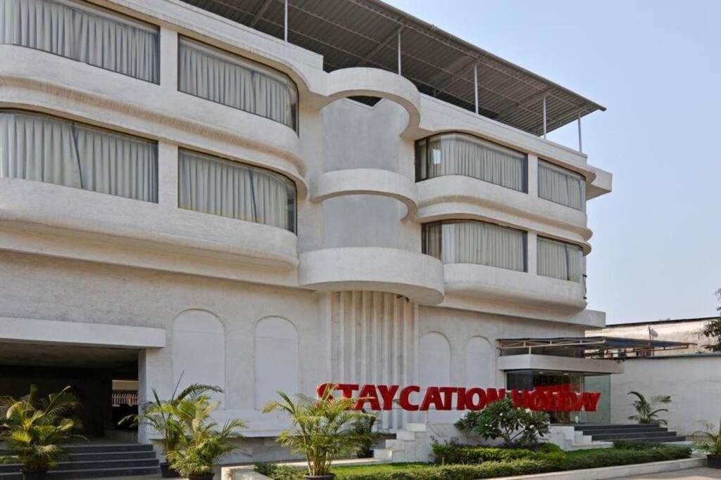 Staycation Holiday Navi Mumbai Bagian luar foto