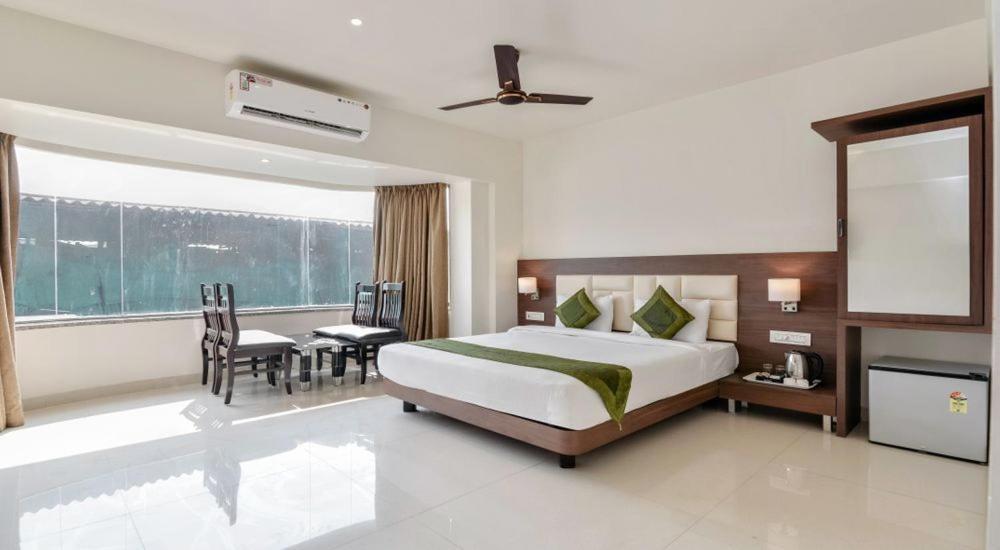 Staycation Holiday Navi Mumbai Bagian luar foto