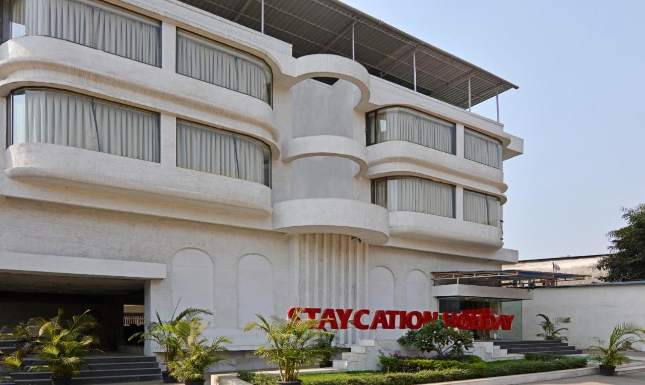 Staycation Holiday Navi Mumbai Bagian luar foto