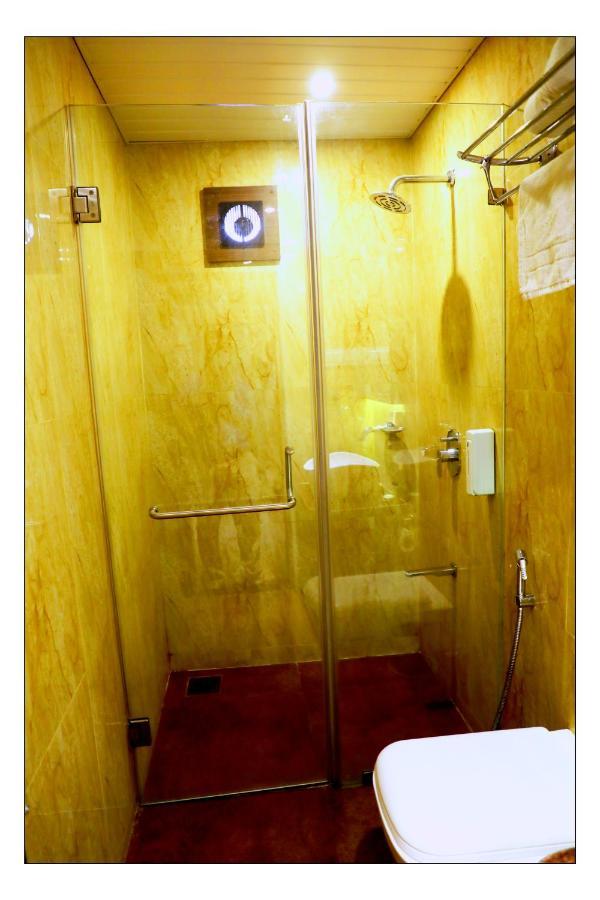 Staycation Holiday Navi Mumbai Bagian luar foto